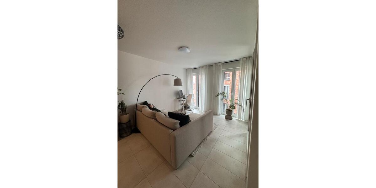 Etagenwohnung Backnang - 2 Zimmer, 47 m&sup2;, 1.290&euro; | Angebot:25062002