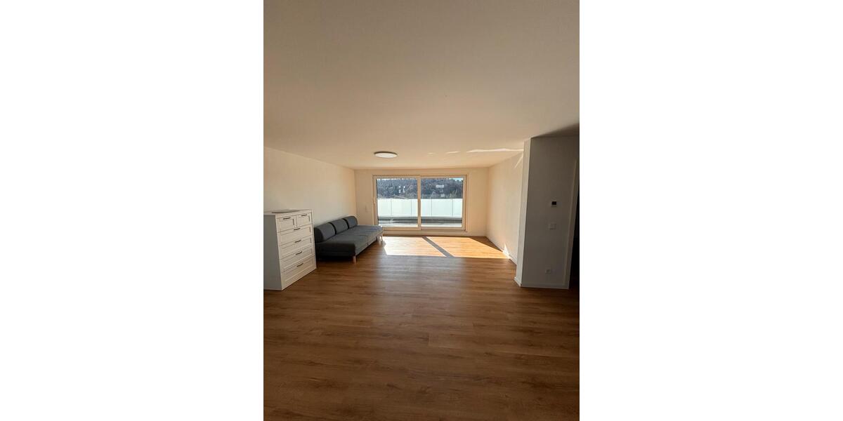Dachgeschoßwohnung Sindelfingen Darmsheim - 2.5 Zimmer, 73 m&sup2;, 1.200&euro; | Angebot:25292934