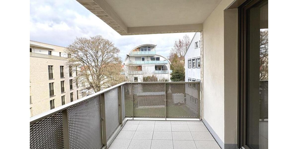 Etagenwohnung Leonberg - 4 Zimmer, 101 m&sup2;, 1.872&euro; | Angebot:23714100