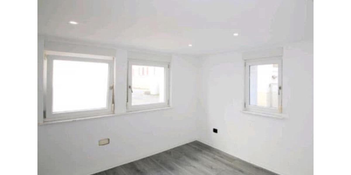 Erdgeschoßwohnung Schwaigern - 4 Zimmer, 64 m&sup2;, 900&euro; | Angebot:25943002