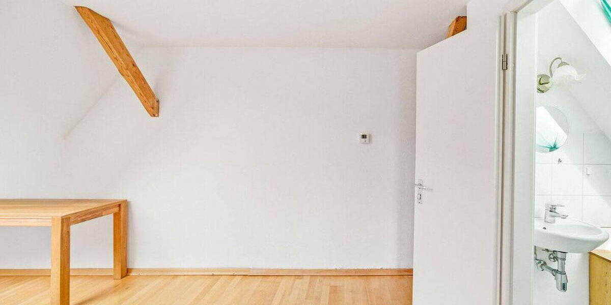 Doppelhaushälfte Stuttgart Wangen - 6 Zimmer, 159 m&sup2;, 630.000&euro; | Angebot:26555261