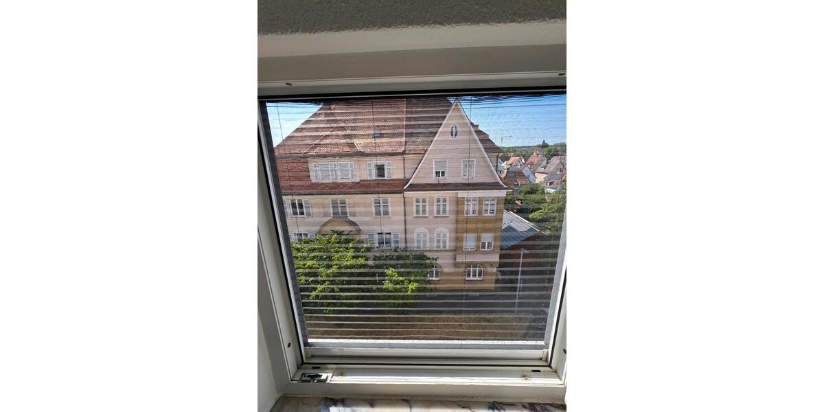 Dachgeschoßwohnung Remseck am Neckar - 3 Zimmer, 67 m&sup2;, 1.150&euro; | Angebot:26423408