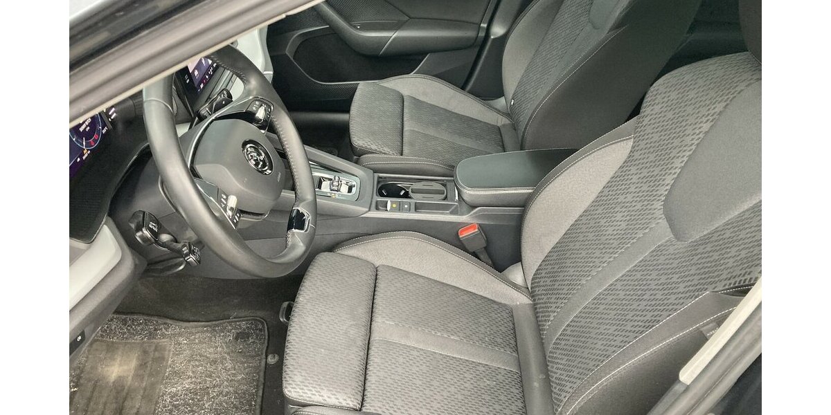 Skoda Octavia 4x4 Navi,LED,1.Hand,Standheizung* 294.972 km 15.750 &euro; Schorndorf 73614