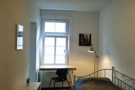Zimmer Stuttgart Stuttgart-Mitte - 1 Zimmer, 890&euro; | Angebot:27576062