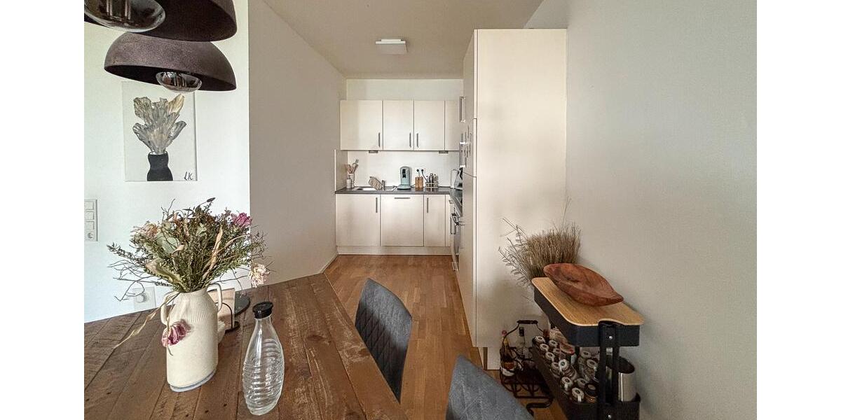 Etagenwohnung Stuttgart - 1 Zimmer, 72 m&sup2;, 1.285&euro; | Angebot:24849975