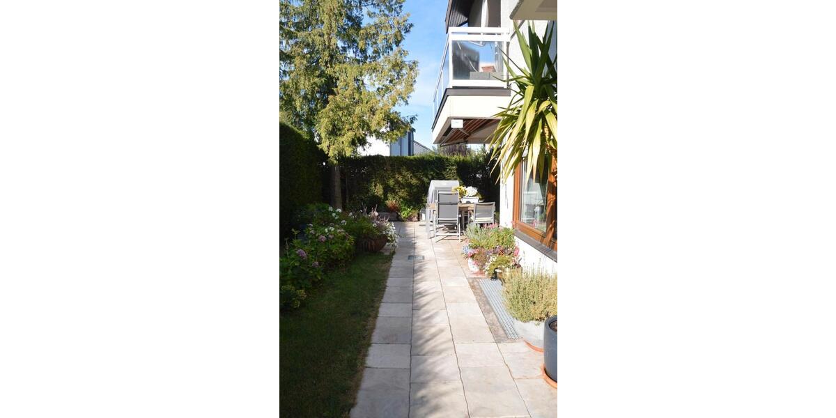 Erdgeschoßwohnung Leonberg - 4.5 Zimmer, 150 m&sup2;, 590.000&euro; | Angebot:26587813