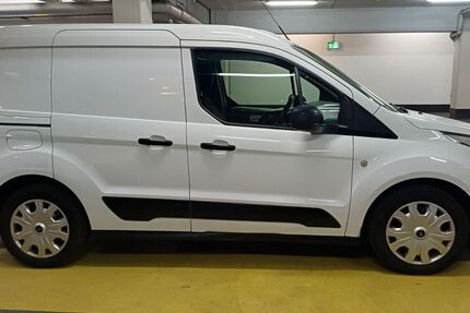 Ford Transit 135.000 km 10.200 &euro; Esslingen am Neckar 73733