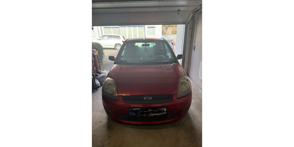 Ford Fiesta 132.000 km 1.800 &euro; Böblingen 71034