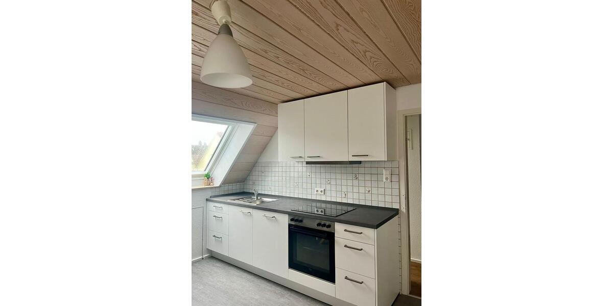 Dachgeschoßwohnung Fellbach - 2 Zimmer, 59 m&sup2;, 900&euro; | Angebot:26384394