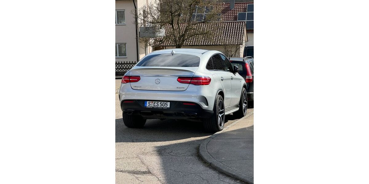 Mercedes-Benz GLE 450 103.857 km 39.800 &euro; Stuttgart 70199