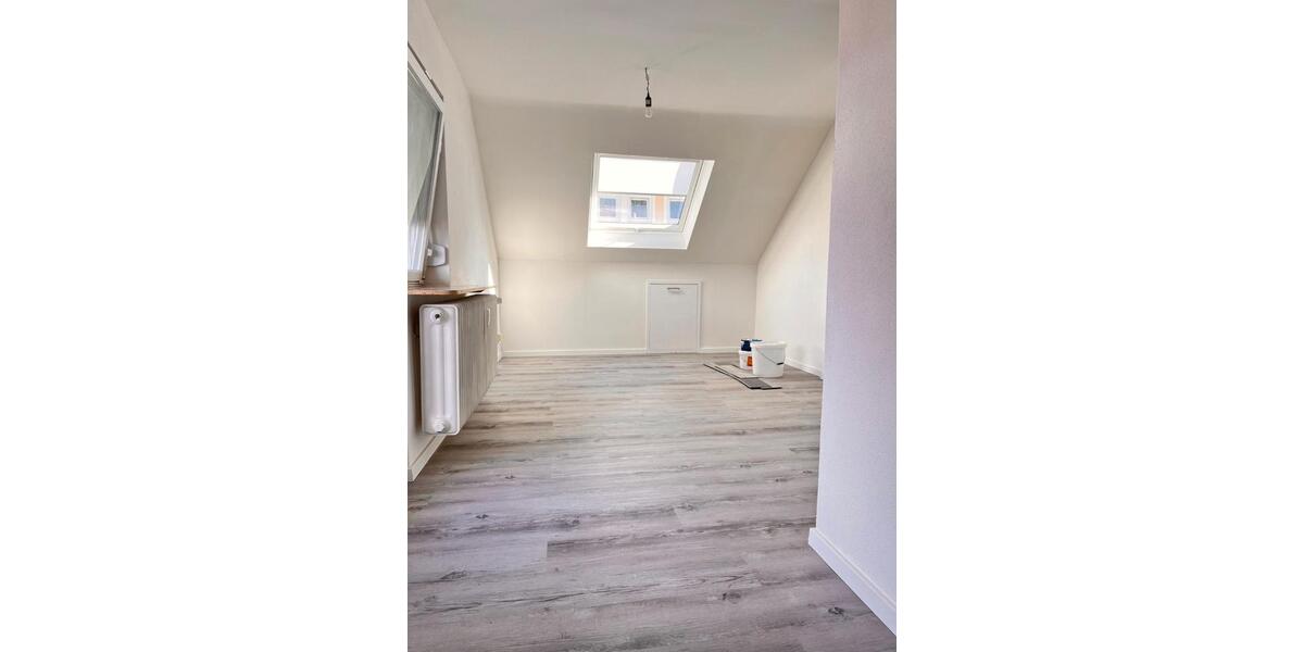 Dachgeschoßwohnung Schwaikheim - 2 Zimmer, 50 m&sup2;, 197.500&euro; | Angebot:27166480