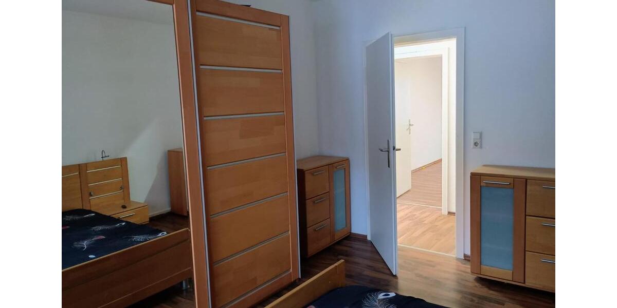 Etagenwohnung Stuttgart Bad Cannstatt - 3 Zimmer, 74 m&sup2;, 1.220&euro; | Angebot:27576589