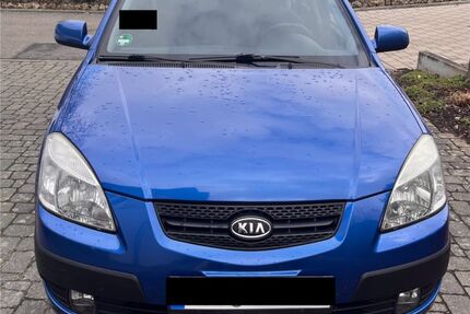 Kia Rio 157.000 km 3.300 &euro; Stuttgart 70199