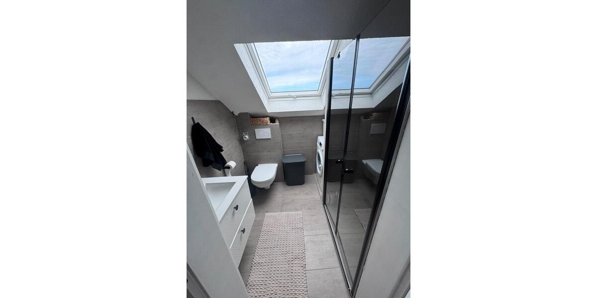 Dachgeschoßwohnung Fellbach Oeffingen - 3 Zimmer, 60 m&sup2;, 900&euro; | Angebot:27564797