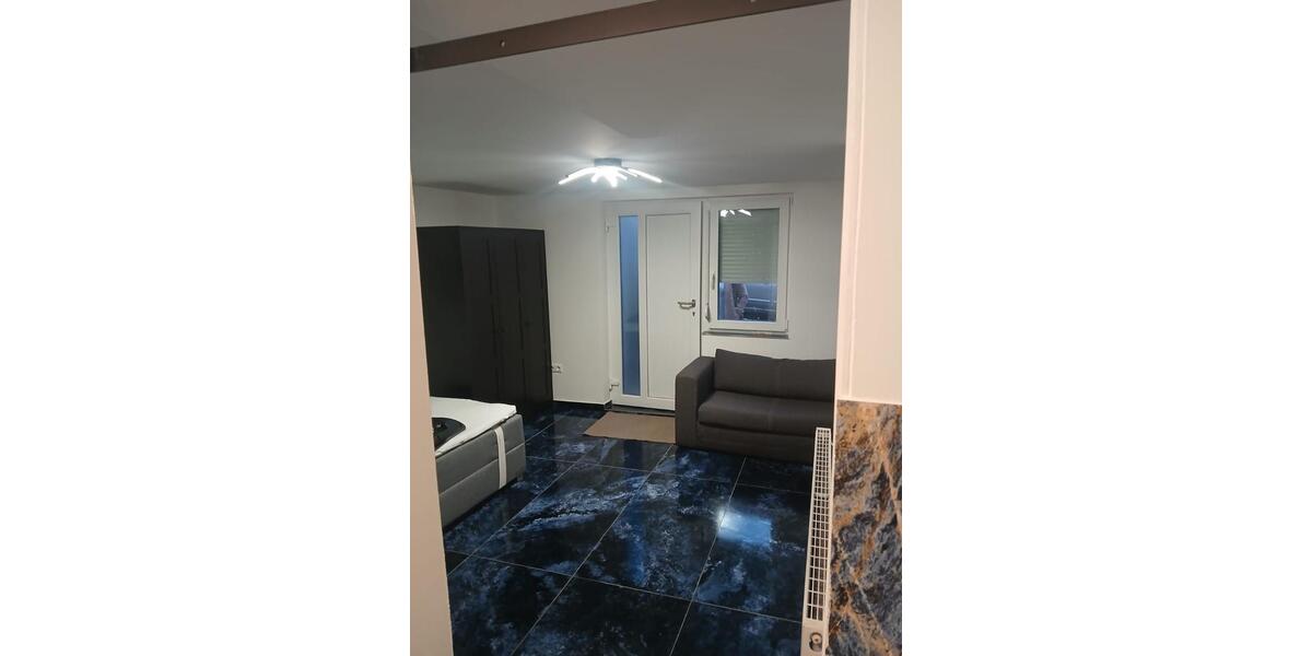 Erdgeschoßwohnung Sachsenheim - 1 Zimmer, 30 m&sup2;, 700&euro; | Angebot:25366785