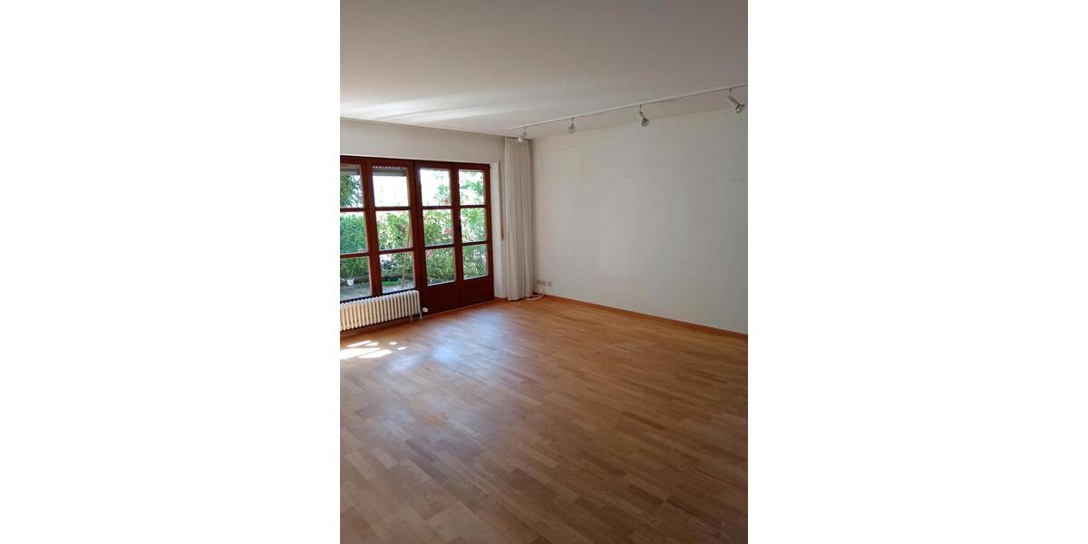 Erdgeschoßwohnung Stuttgart Sillenbuch - 3.5 Zimmer, 75 m&sup2;, 1.050&euro; | Angebot:27574934