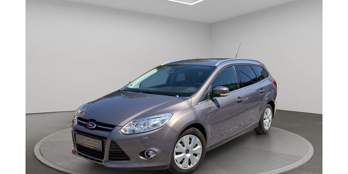 Ford Focus 100.000 km 6.499 &euro; Waiblingen 71334