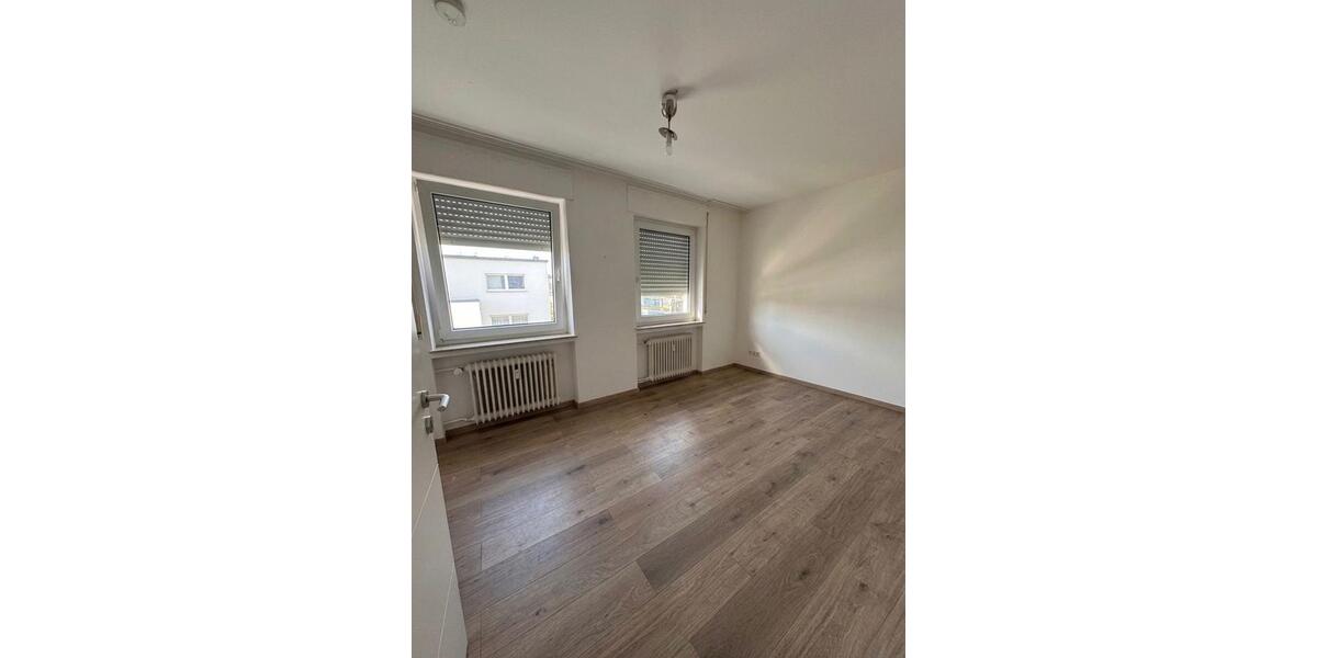 Etagenwohnung Filderstadt - 3.5 Zimmer, 85 m&sup2;, 340.000&euro; | Angebot:25841410