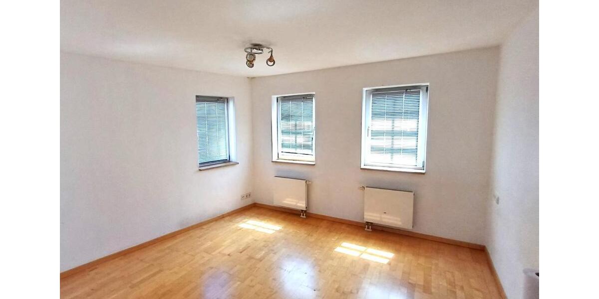 Maisonettenwohnung Gerlingen - 3 Zimmer, 113 m&sup2;, 1.300&euro; | Angebot:22091067