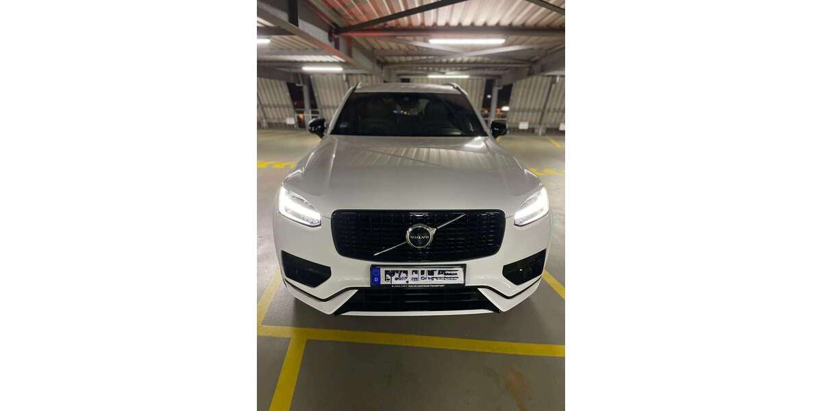 Volvo XC90 98.500 km 48.900 &euro; Stuttgart 70469