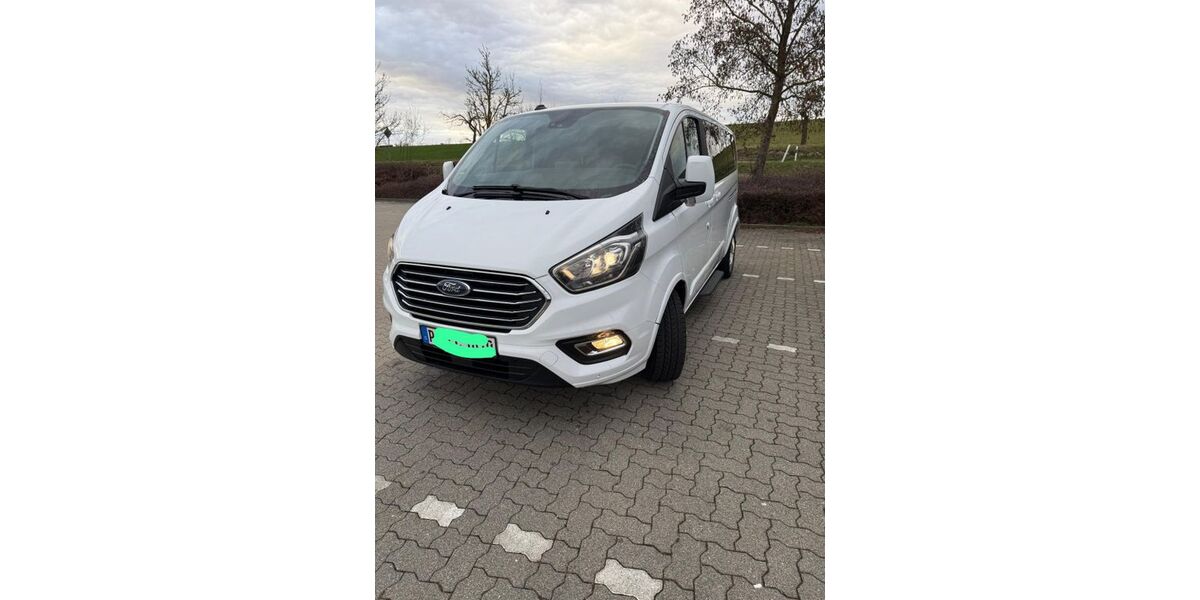 Ford Tourneo Custom 104.000 km 29.990 &euro; Wurmberg 75449