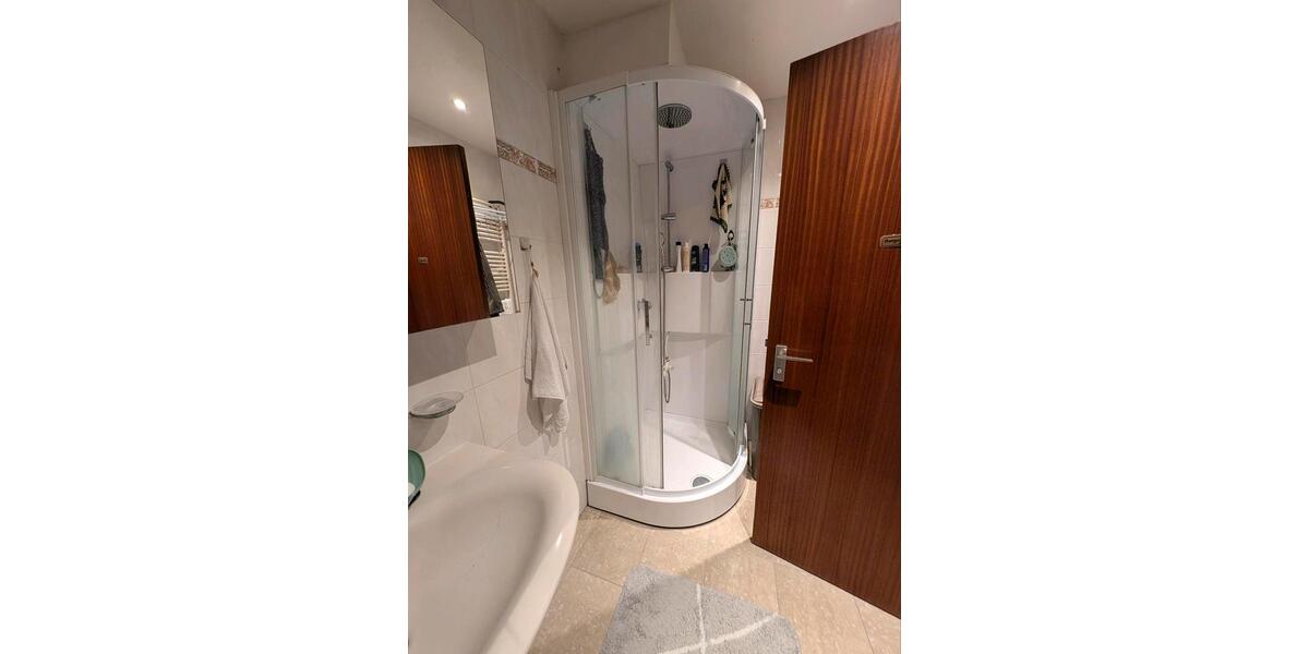 Einfamilienhaus Weinstadt - 4.5 Zimmer, 100 m&sup2;, 350.000&euro; | Angebot:27045433