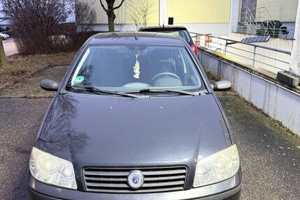 Fiat Punto 127.756 km 1.690 &euro; Talheim 74388