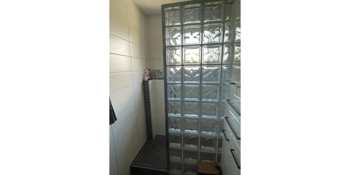 Etagenwohnung Stuttgart Mühlhausen - 4 Zimmer, 97 m&sup2;, 359.000&euro; | Angebot:26987304
