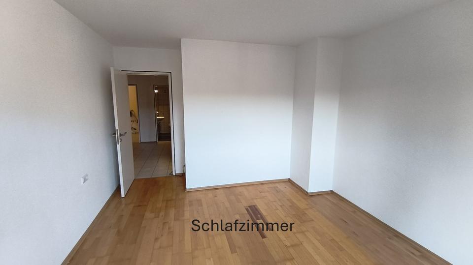Etagenwohnung Remshalden - 2.5 Zimmer, 74 m&sup2;, 900&euro; | Angebot:25794092