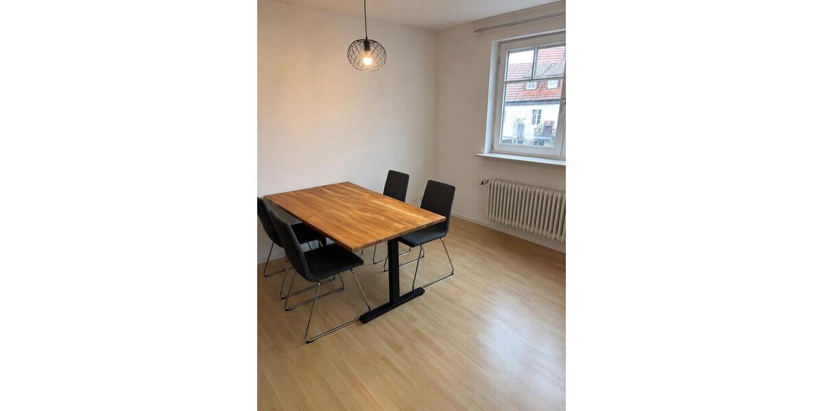 Etagenwohnung Esslingen am Neckar - 2 Zimmer, 60 m&sup2;, 900&euro; | Angebot:27543992
