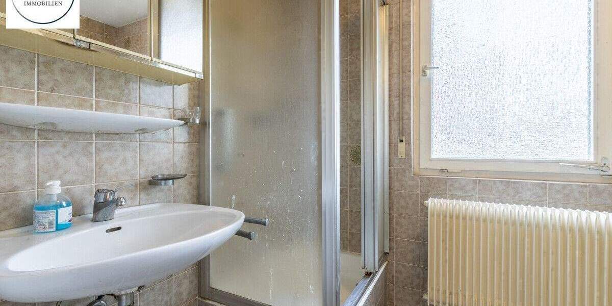 Mehrfamilienhaus, Wohnhaus Schorndorf - 8 Zimmer, 160 m&sup2;, 398.000&euro; | Angebot:25738428