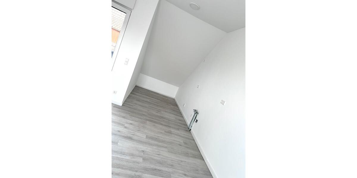 Dachgeschoßwohnung Bietigheim-Bissingen Bissingen - 3 Zimmer, 70 m&sup2;, 1.350&euro; | Angebot:26420796