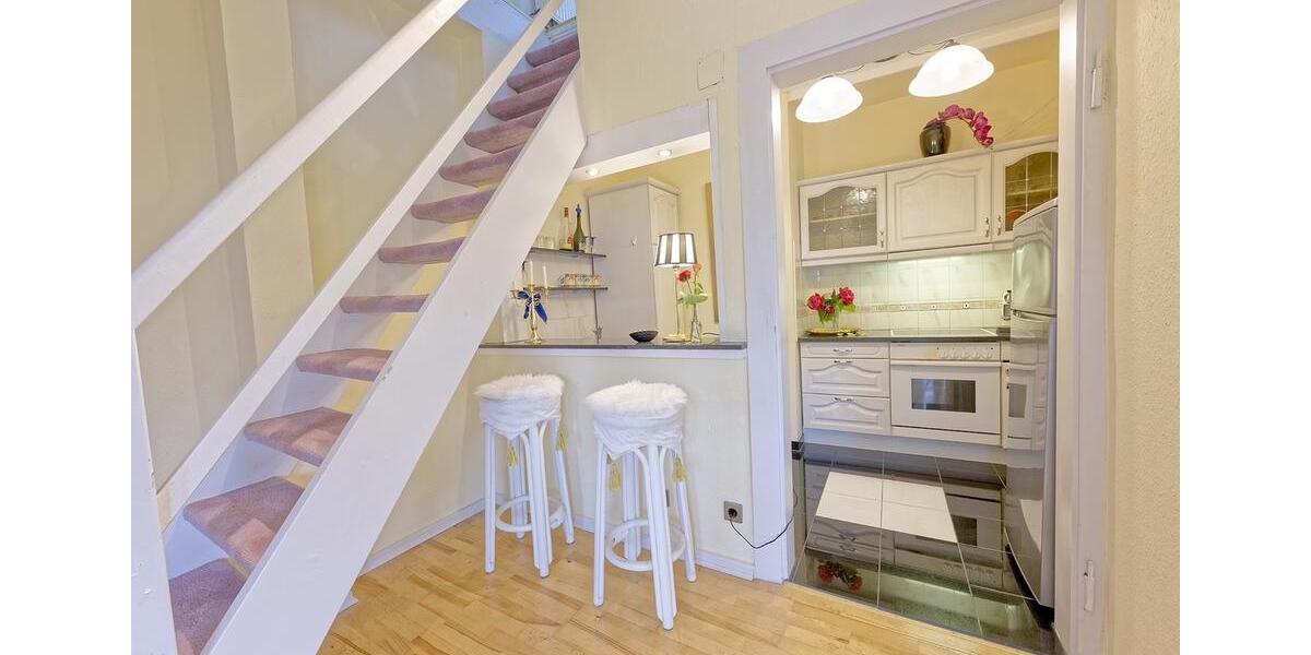 Dachgeschoßwohnung Stuttgart Feuerbach - 1 Zimmer, 70 m&sup2;, 1.050&euro; | Angebot:27597760