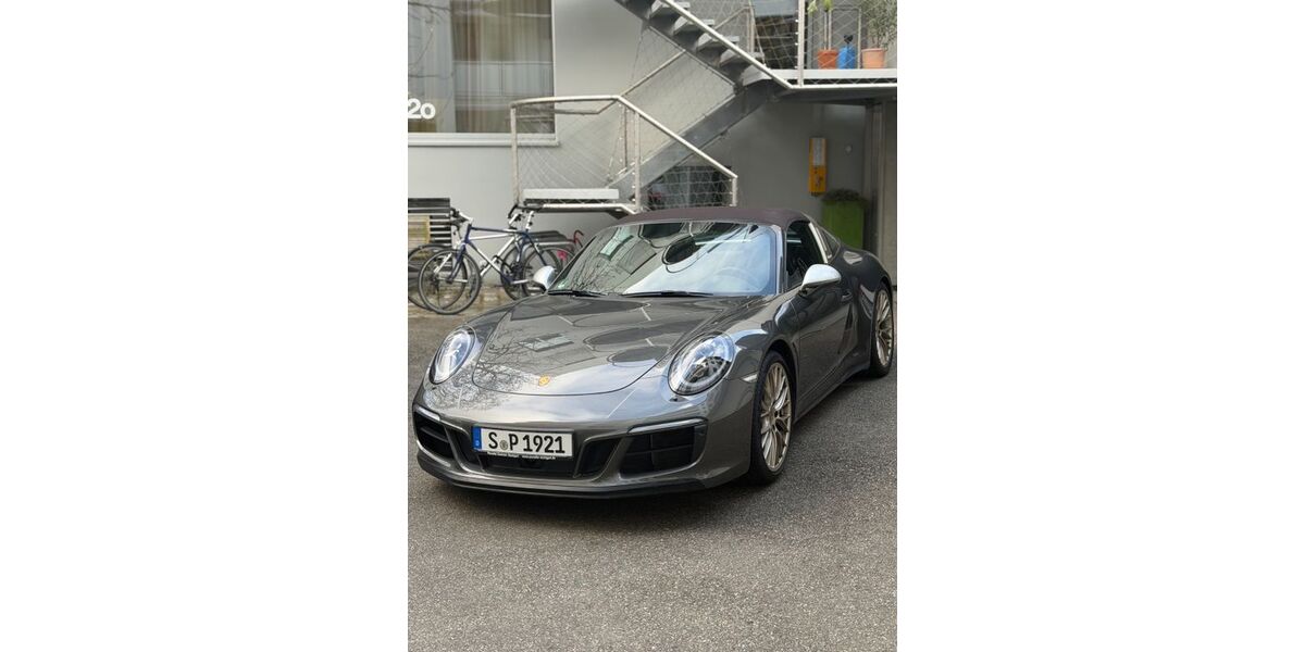 Porsche 991 35.000 km 153.000 &euro; Stuttgart 70182