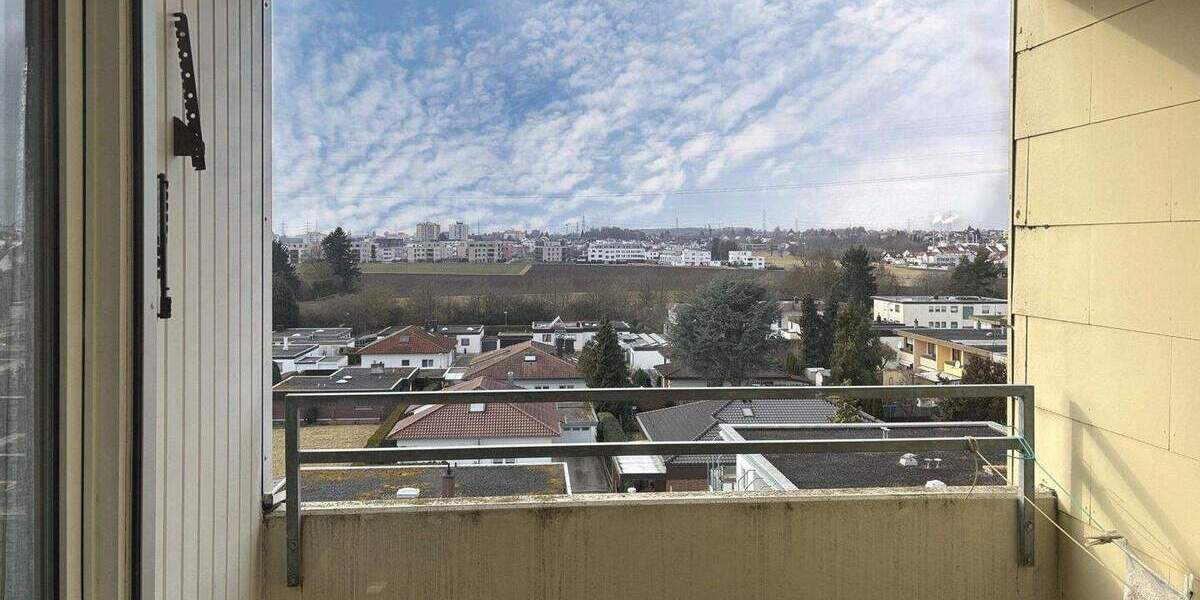 Etagenwohnung Sindelfingen Nord - 3 Zimmer, 83 m&sup2;, 305.000&euro; | Angebot:25877057