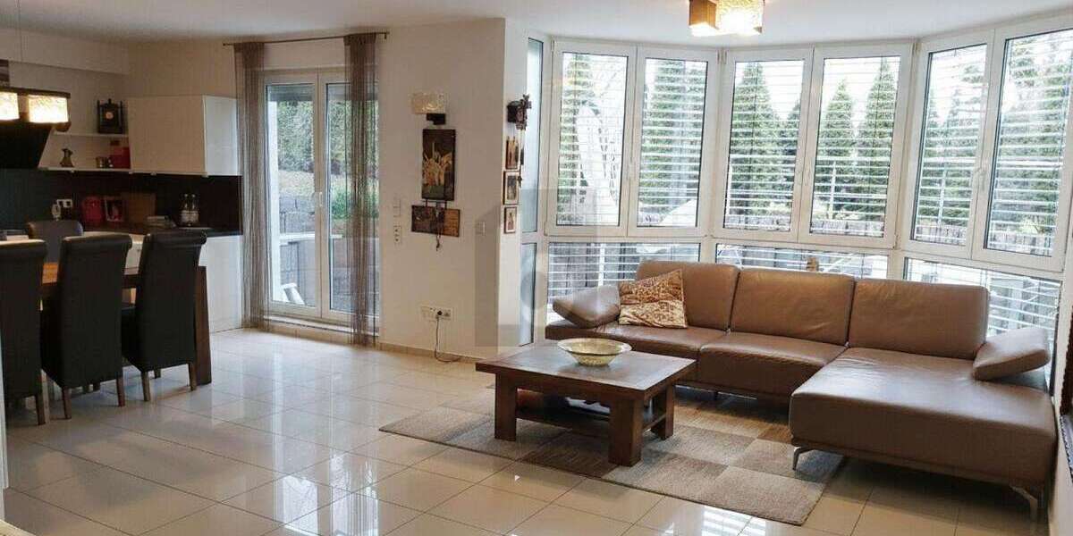 Etagenwohnung Sindelfingen Sindelfingen (Stadt) - 2.5 Zimmer, 99 m&sup2;, 399.000&euro; | Angebot:26050145