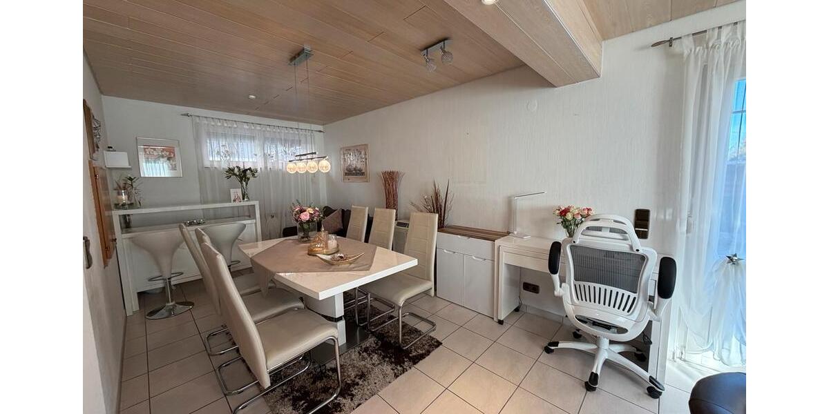 Erdgeschoßwohnung Leonberg - 3.5 Zimmer, 80 m&sup2;, 375.000&euro; | Angebot:25409085