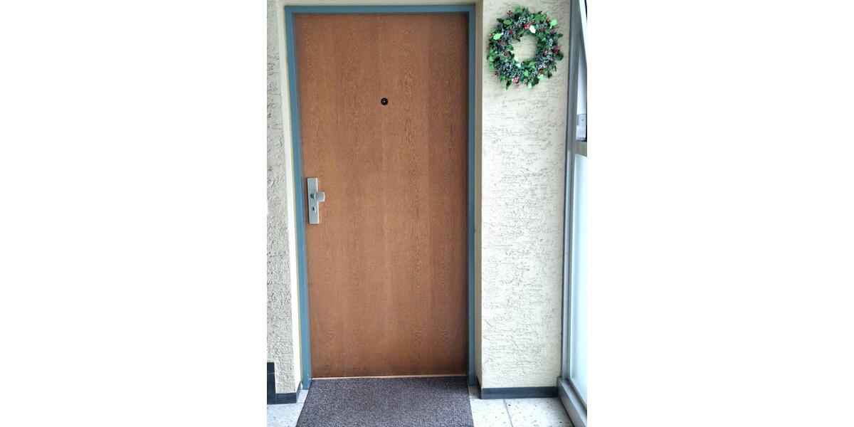 Etagenwohnung Stuttgart Bad Cannstatt - 3 Zimmer, 78 m&sup2;, 235.000&euro; | Angebot:26983734