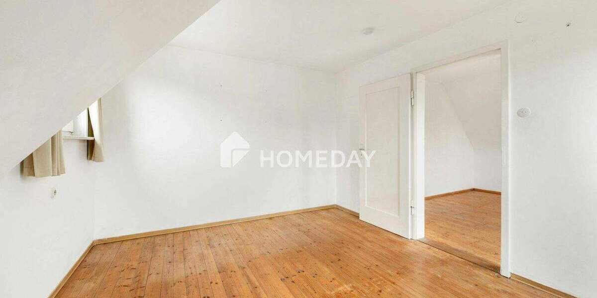 Mehrfamilienhaus, Wohnhaus Eberdingen Hochdorf - 7 Zimmer, 138 m&sup2;, 435.000&euro; | Angebot:25737584