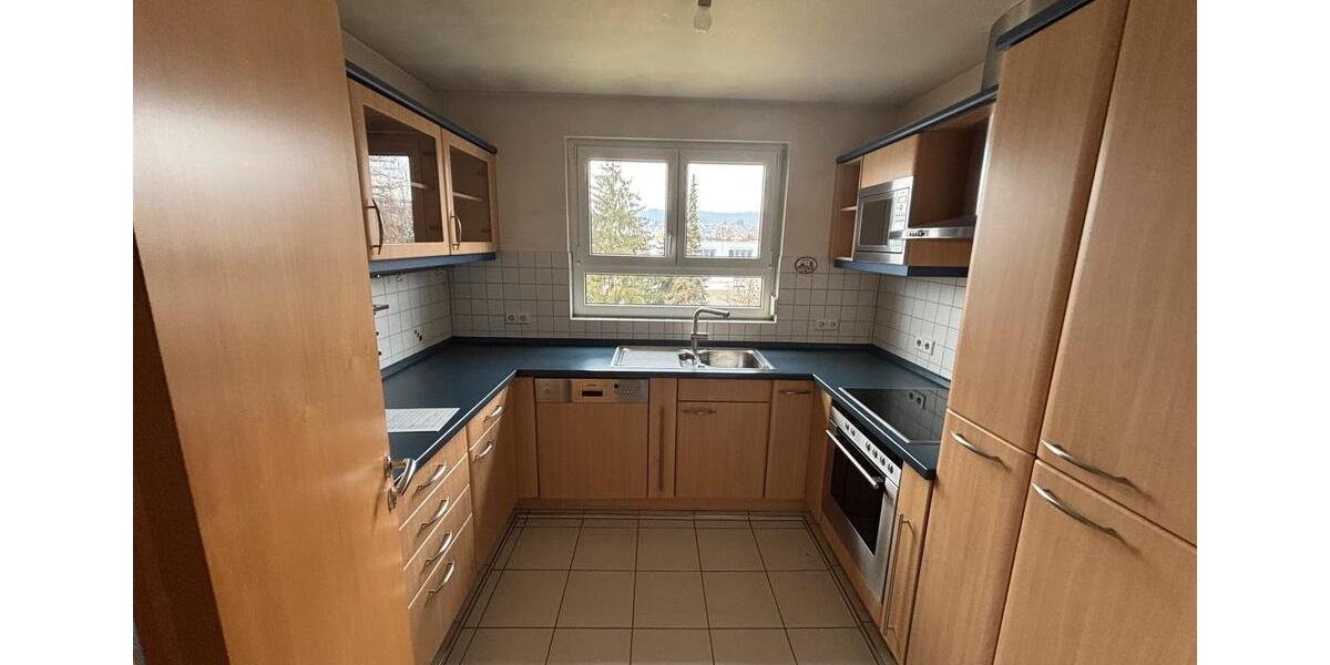 Dachgeschoßwohnung Deizisau - 3.5 Zimmer, 90 m&sup2;, 1.200&euro; | Angebot:25923476