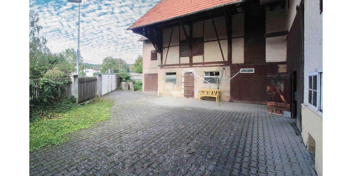 Einfamilienhaus Güglingen - 6 Zimmer, 149 m&sup2;, 299.000&euro; | Angebot:25749592
