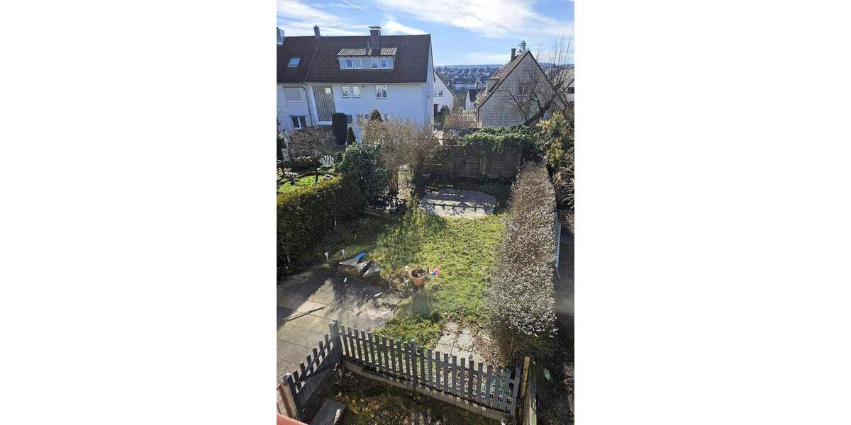 Doppelhaushälfte Stuttgart Weilimdorf - 7 Zimmer, 167 m&sup2;, 649.000&euro; | Angebot:25905875