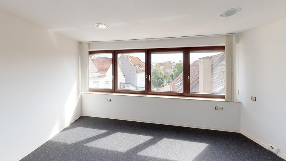 Gewerbeobjekt Brackenheim - 1.200&euro; | Angebot:18999277