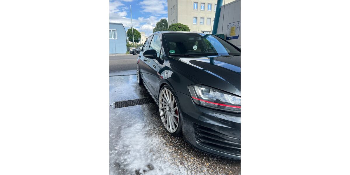 VW Golf 131.000 km 17.800 &euro; Hessigheim 74394