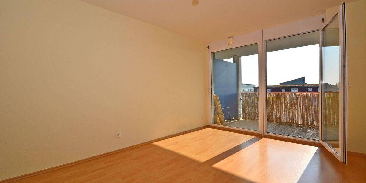 Etagenwohnung Stuttgart Bad Cannstatt - 4 Zimmer, 96 m&sup2;, 1.600&euro; | Angebot:26928758