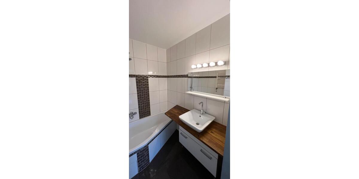 Hochparterre Rutesheim - 3 Zimmer, 77 m&sup2;, 299.000&euro; | Angebot:25599688