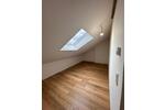 Dachgeschoßwohnung Markgröningen - 2.5 Zimmer, 80 m&sup2;, 1.175&euro; | Angebot:25852525