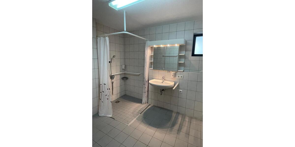 Etagenwohnung Denkendorf - 3 Zimmer, 83 m&sup2;, 1.270&euro; | Angebot:25948432