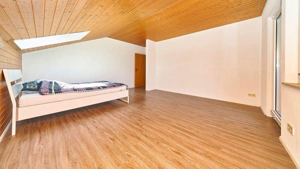 Einfamilienhaus Bönnigheim - 6 Zimmer, 208 m&sup2;, 795.000&euro; | Angebot:25697233