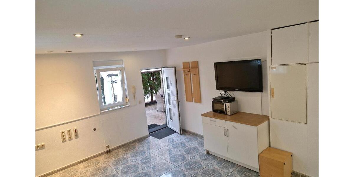 Erdgeschoßwohnung Weinstadt - 1 Zimmer, 30 m&sup2;, 690&euro; | Angebot:26256410